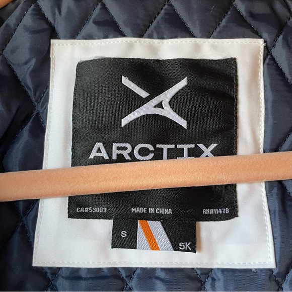 Women’s Chamonix White fitted jacket. Arctix. Size Small. - Picture 8 of 8